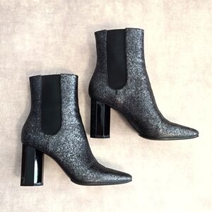 Donald J. Pliner Laila leather booties, metallic silver, size 5